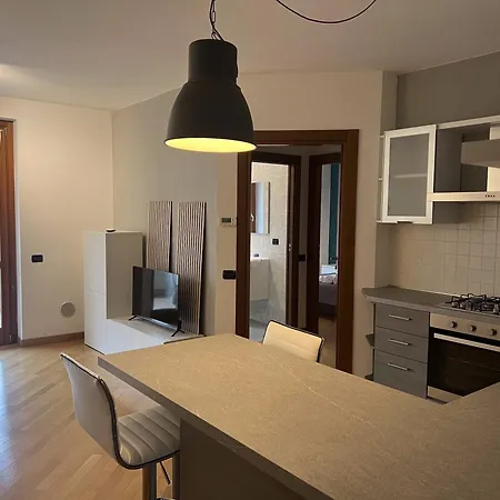 Апартаменты Al Ponte Delle Streghe - Wi-fi Gratuito Villa Guardia